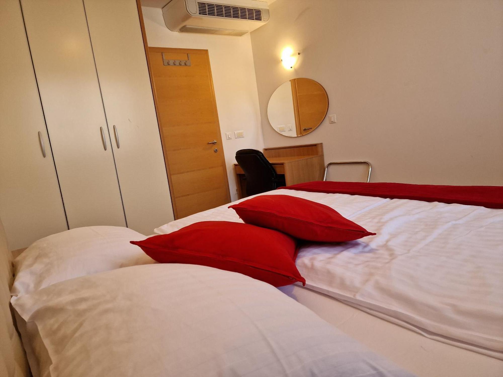 Aparthotel Gaja Bled Room photo